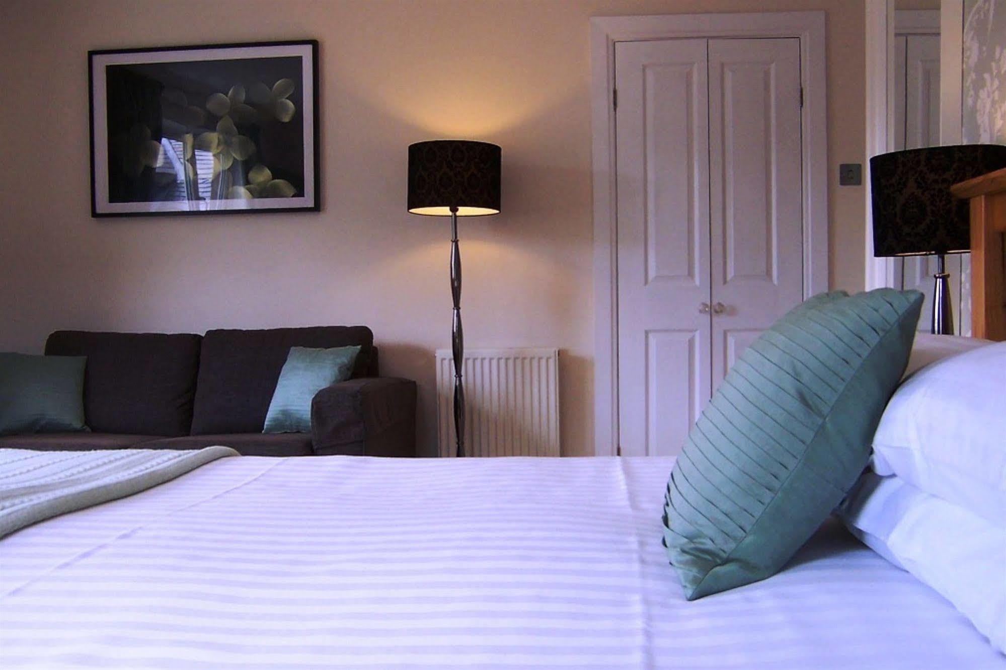 Caddon View Country Guest House Innerleithen Exterior photo